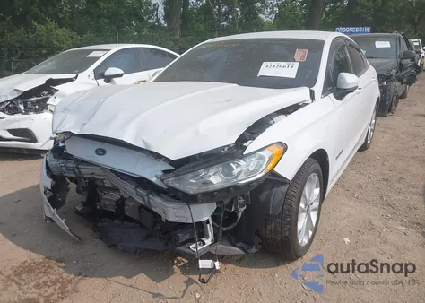 2019 Ford Fusion Se z USA, uszkodzony, nr VIN 3FA6P0LU8KR272390